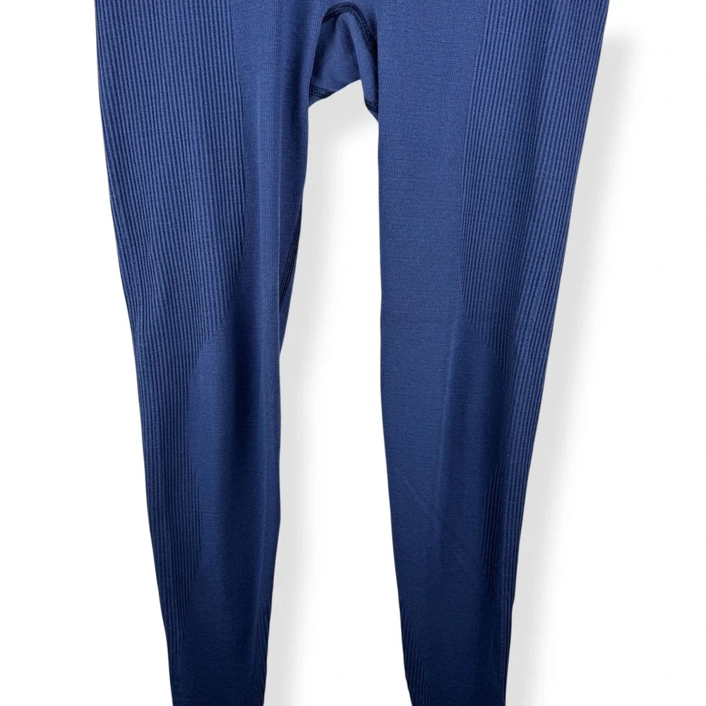 Lululemon Navy Blue‎ Leggings Womens Size Medium Seamless Performance Tights